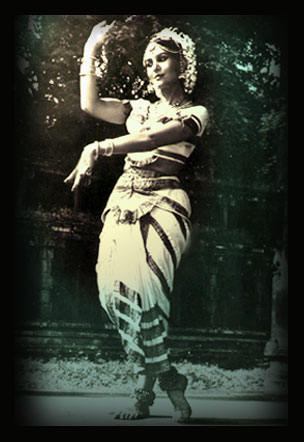 Devayani, Bharat Natyam Dancer,India"